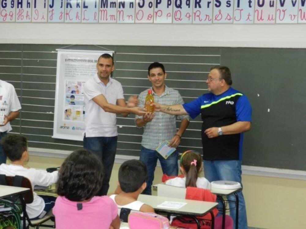 VEREADORES APOIAM PROJETO RECICLAR NAS ESCOLAS MUNICIPAIS