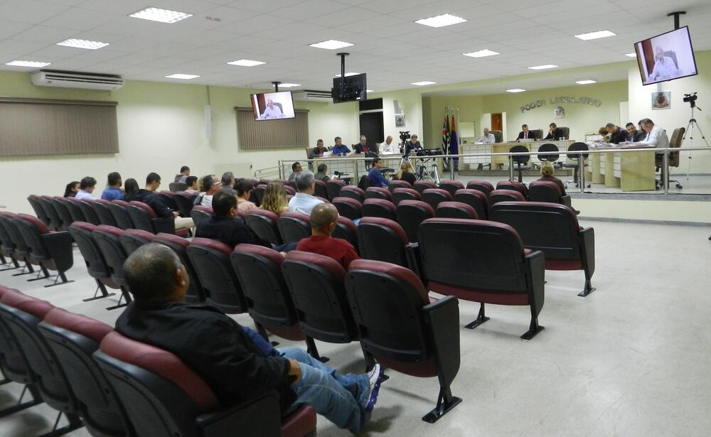 COM INDICAÇÕES, VEREADORES SOLICITAM MELHORIAS NO TRÂNSITO DE SÃO PEDRO