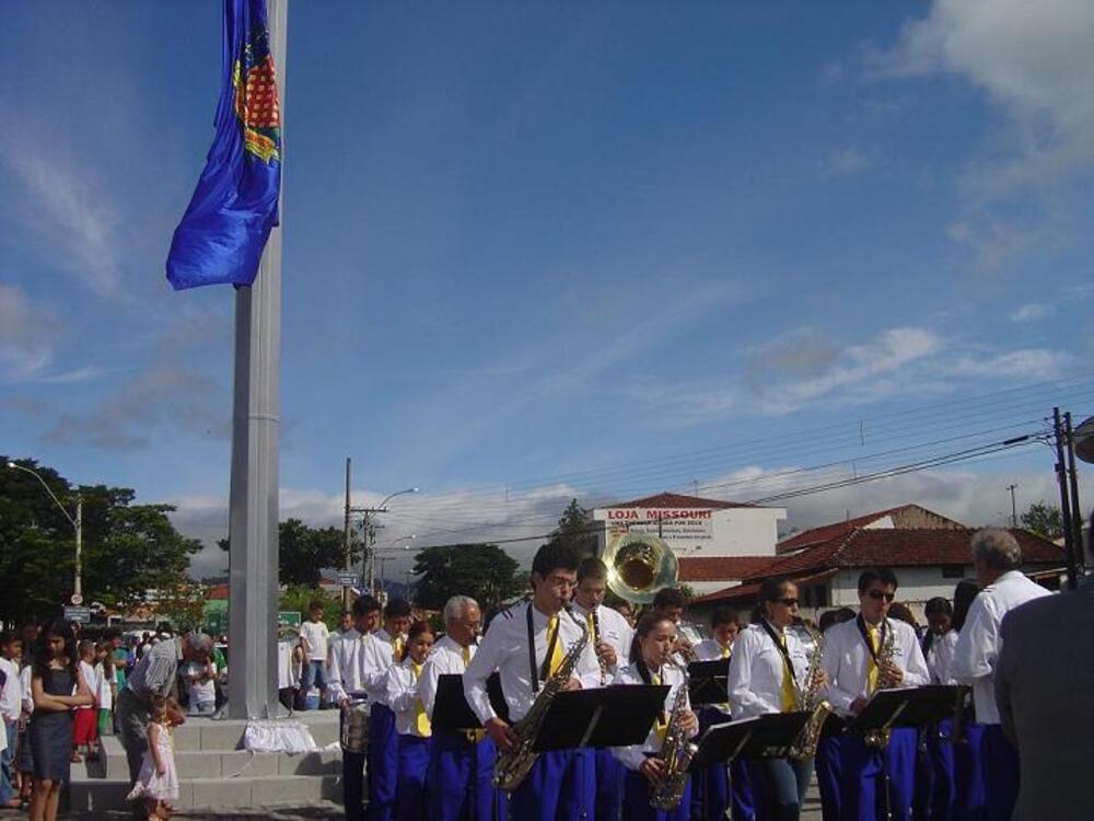 VEREADORES PRESTIGIAM COMEMORAÇÃO AO 127º ANIVERSÁRIO DA CIDADE