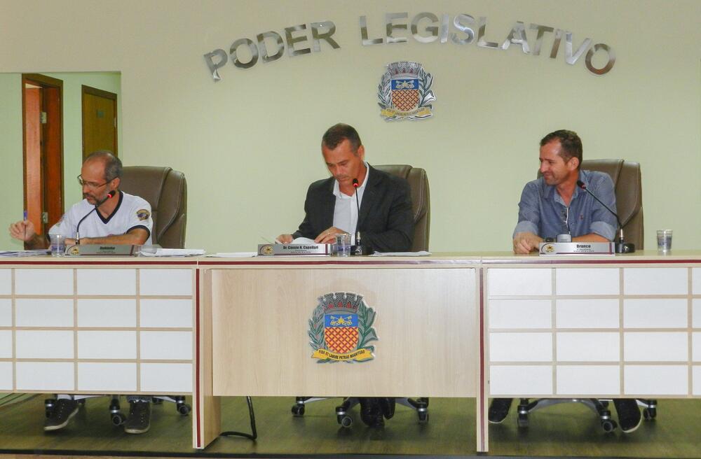 CÂMARA REALIZA PRIMEIRA SESSÃO EXTRAORDINÁRIA DE 2019