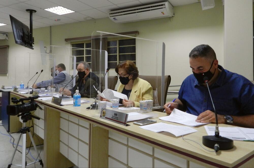 PL QUE DÁ NOME A UNIDADE DE CONTROLE DE ZOONOSES É APROVADO EM 1ª VOTAÇÃO
