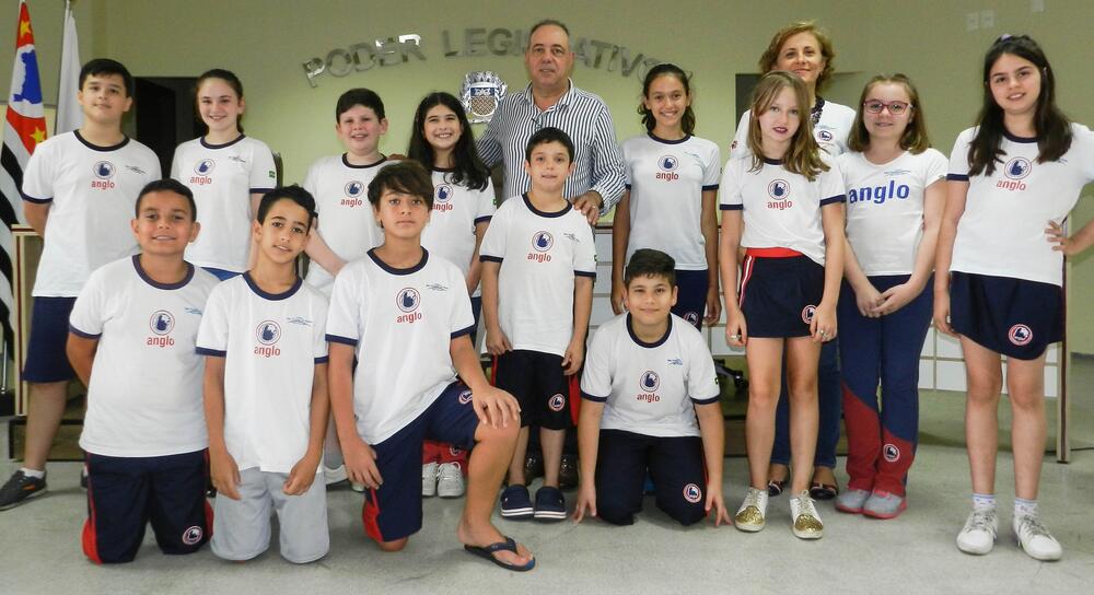CÂMARA RECEBE ALUNOS DO COLÉGIO SÃO VICENTE DE PAULO
