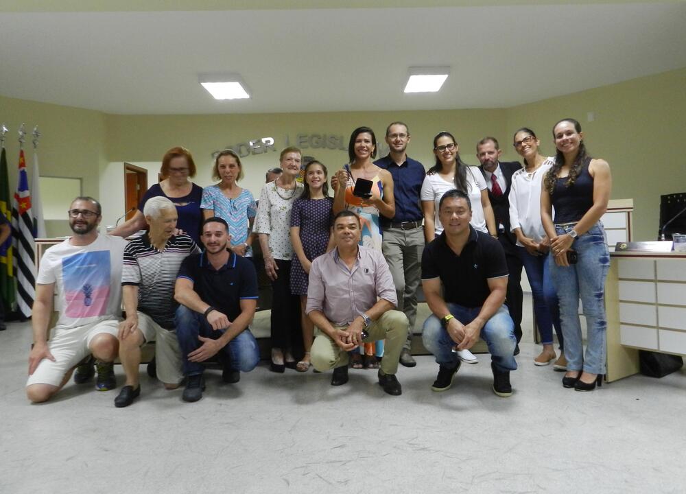 ATLETA KÁTIA GAROZI SANCHES RECEBE MEDALHA 22 DE FEVEREIRO