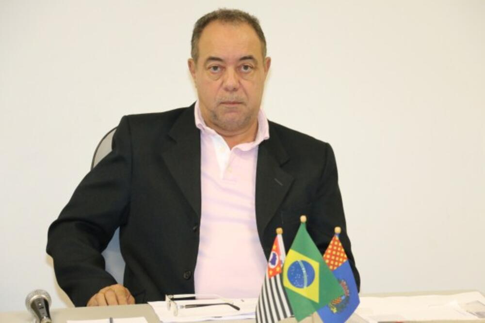 TONINHO DA SORVETERIA COBRA MELHORIAS EM RUA DO BAIRRO TANQUÃ