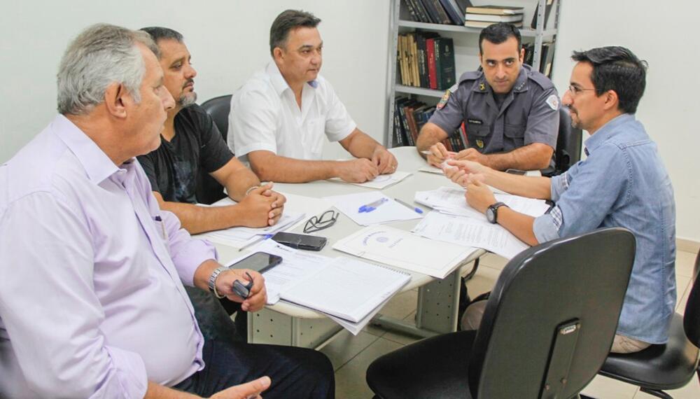 REUNIÃO DISCUTE FISCALIZAÇÃO DE BICICLETAS MOTORIZADAS