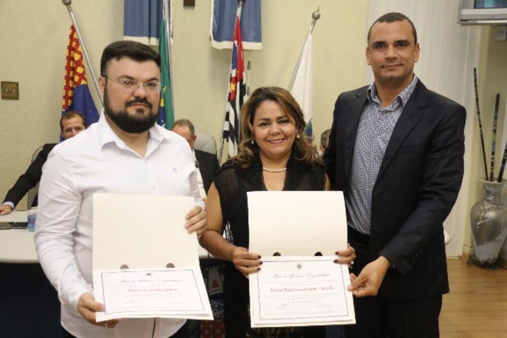 ENTUSIASTAS DO MOVIMENTO “OCUPE A PISTA” RECEBEM HOMENAGEM NA CÂMARA MUNICIPAL