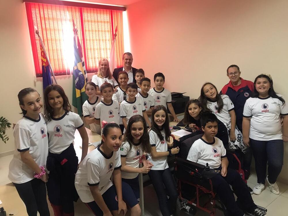 ALUNOS DO ENSINO FUNDAMENTAL VISITAM CÂMARA MUNICIPAL DE SÃO PEDRO