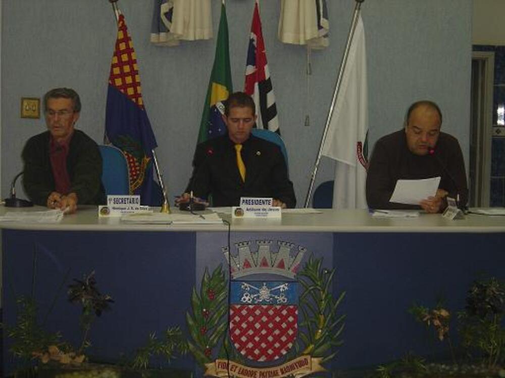 VEREADORES APROVAM ABERTURA DE CRÉDITO PARA AQUISIÇÃO DE EQUIPAMENTOS AO HOSPITAL